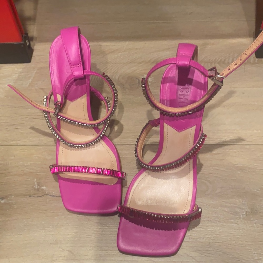 Schutz shoes